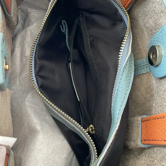 Elegant Blue Leather  Bag - Picture 3 of 4